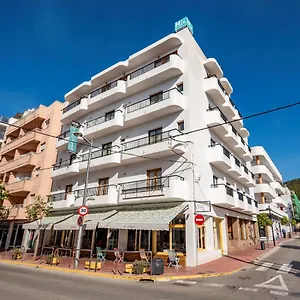 Casa de hóspedes Y Santa Eulalia, Santa Eulária des Riu